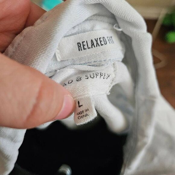 Thread & Supply Relaxed Fit Bella Wash Button Down Shirt - Picture 8 of 8